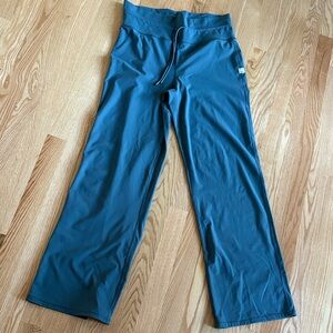 Vuori Daily Wide Leg Pants